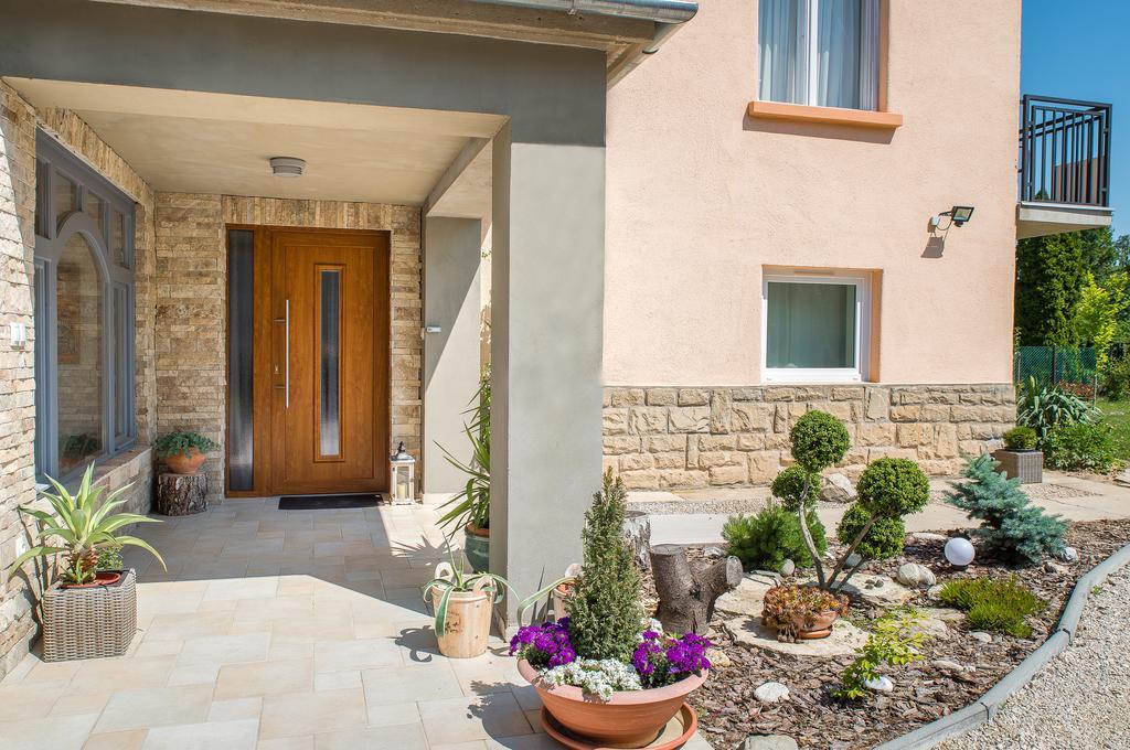 Hévíz Forestine Guesthouse מראה חיצוני תמונה