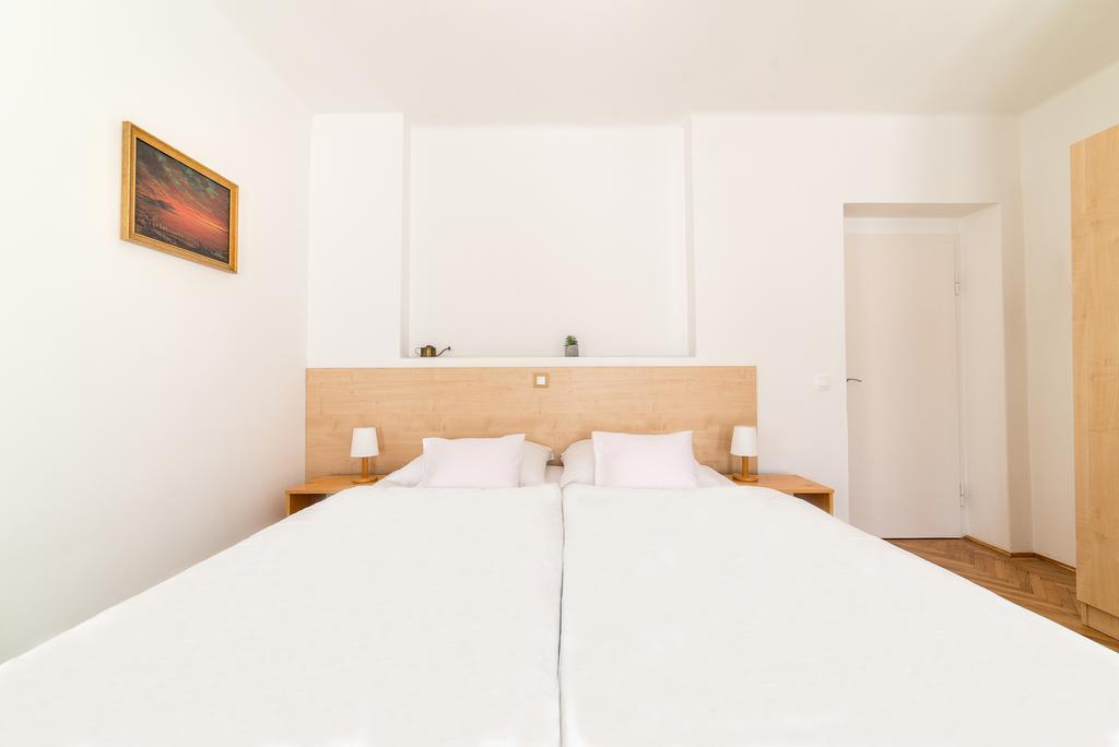 Hévíz Forestine Guesthouse מראה חיצוני תמונה